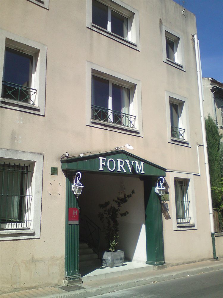كارْبُنْترا Hotel Du Forum المظهر الخارجي الصورة